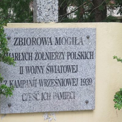 Zbiorowa mogiła zmarłych żołnierzy polskich II wojny światowej z kampanii wrześniowej