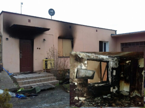 Splaony dom z zewnątrz.