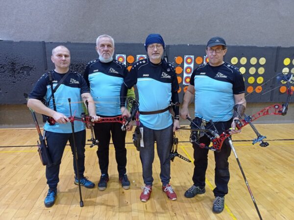 Męska rezprenatacja.