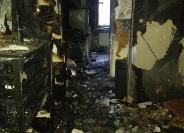 Wnętrze slaonego mieszkania.