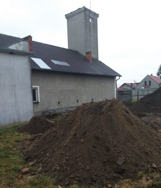 Rozpoczęte prace przy remizie.