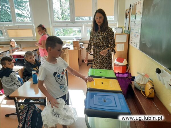 Specjalna lekcja edukacyjna w Szkole Podstawowej w Raszówce