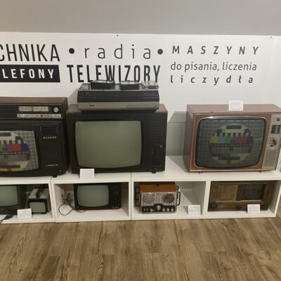 Stare telewizory.