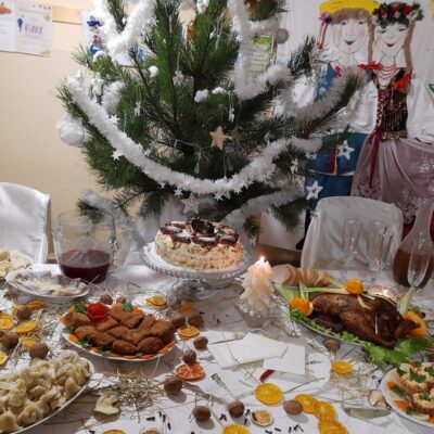 Tradycje Bożonarodzeniowe - potrawy postne, świąteczne i desery