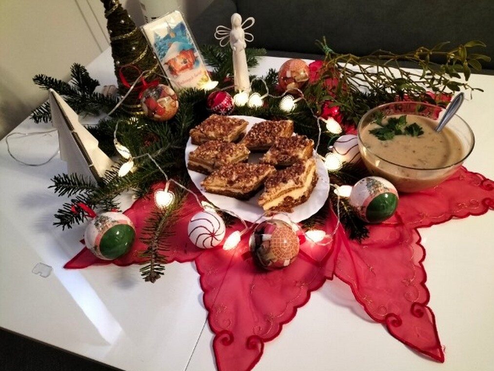 Tradycje Bożonarodzeniowe - potrawy postne, świąteczne i desery