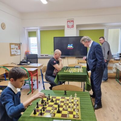 Symultana szachowa na rzecz WOŚP w Krzeczynie Wielkim