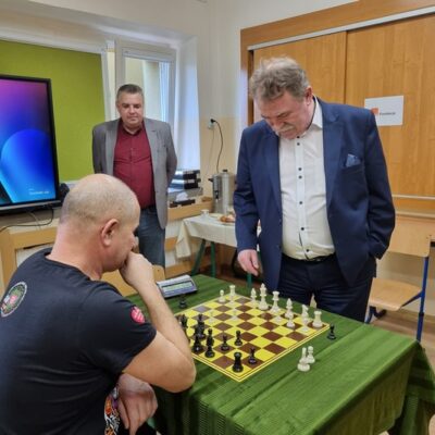 Symultana szachowa na rzecz WOŚP w Krzeczynie Wielkim