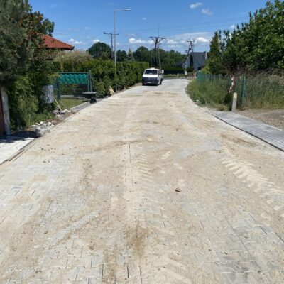 Przebudowa drogi w miejscowości Miroszowice