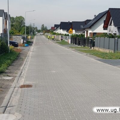 Zakończyła się przebudowa ulicy Brzoskwiniowej w Osieku