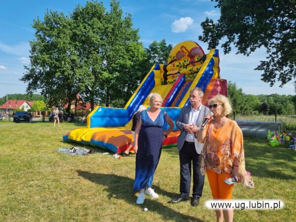 Festyny rodzinne i  zabawy okazji Dnia Dziecka  