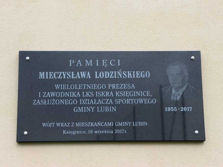 Tablica pamiątkowa Mieczysława Lodzińskiego