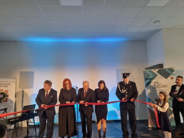 Uroczyste  operetkowe otwarcie nowej świetlicy w Krzeczynie Wielkim 