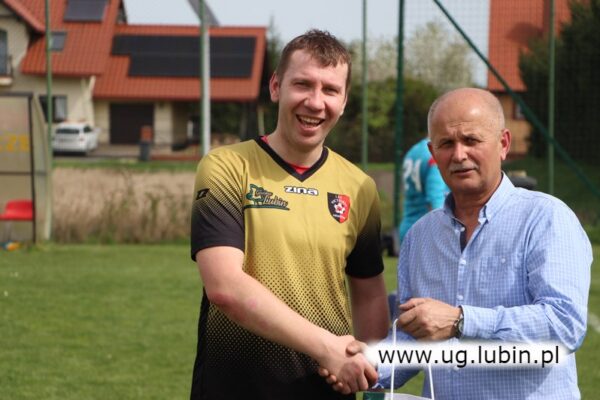 Victoria Niemstów   - Kaczawa II Bieniowice                   4:2