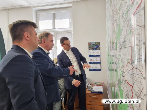 Premier Morawiecki  z wizytą w naszym urzędzie gminy