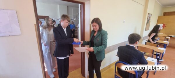 Ósmoklasiści rozpoczęli cykl egzaminacyjny