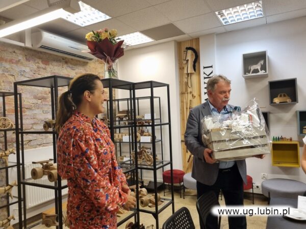 Składamy najlepsze życzenia pracownikom OKGL! 