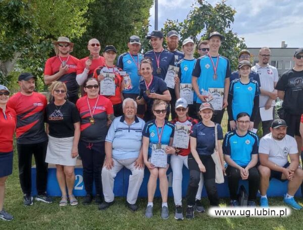 Pięć medali naszych łuczników z Raszówki