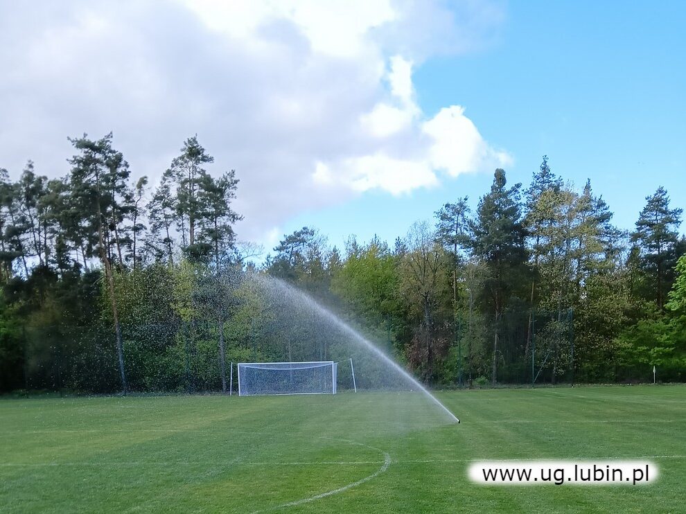 Gmina sfinansowała instalacje nawadniające na dwóch sportowych boiskach