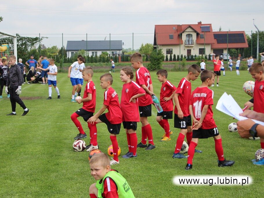 Turniej piłki nożnej dzieci z okazji 25-lecia Victorii Niemstów