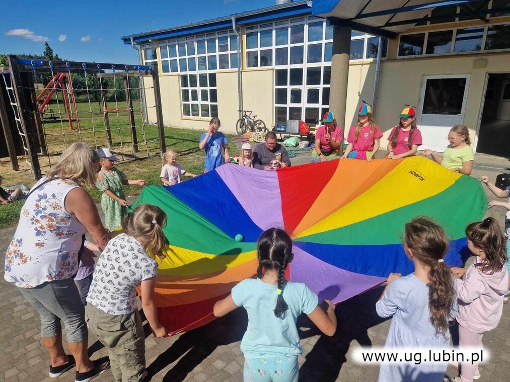 Pikniki rodzinne i zabawy dla dzieci w Składowicach, Krzeczynie Małym i Czerńcu