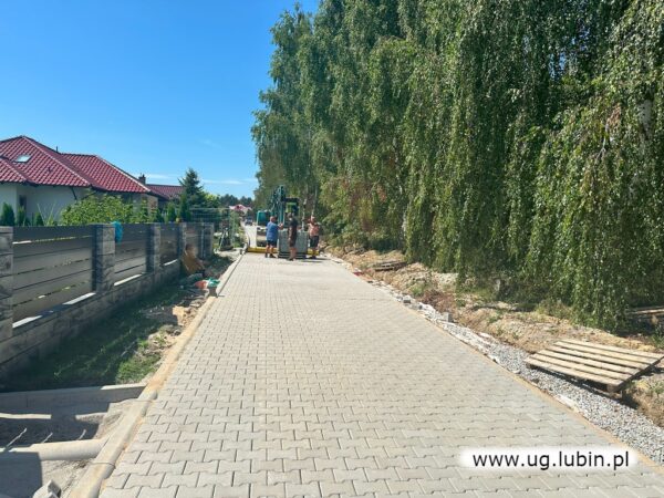 W Gorzycy trwa przebudowa drogi wewnętrznej