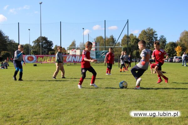 Rozgrywki  uczestników gminnych akademii piłkarskich 