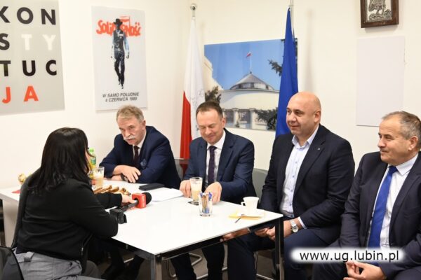 Wiceminister Piotr Borys poinformował dzisiaj  o przyznaniu gminie Lubin dodatkowych 200 tysięcy 