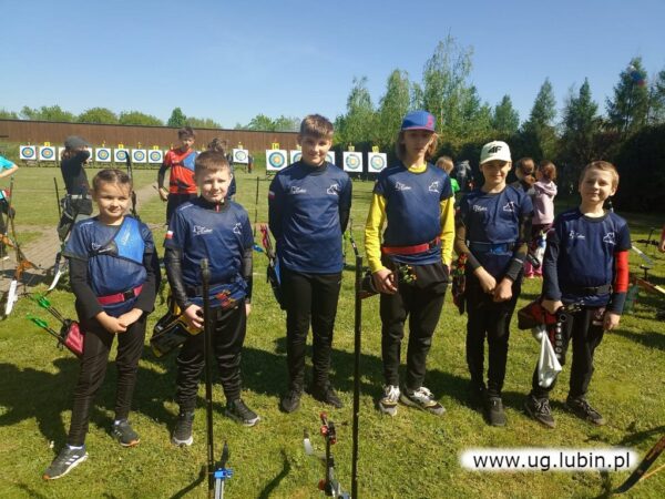 łucznicy na zawodach