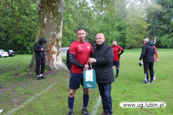Platan poległ w deszczowym  pojedynku