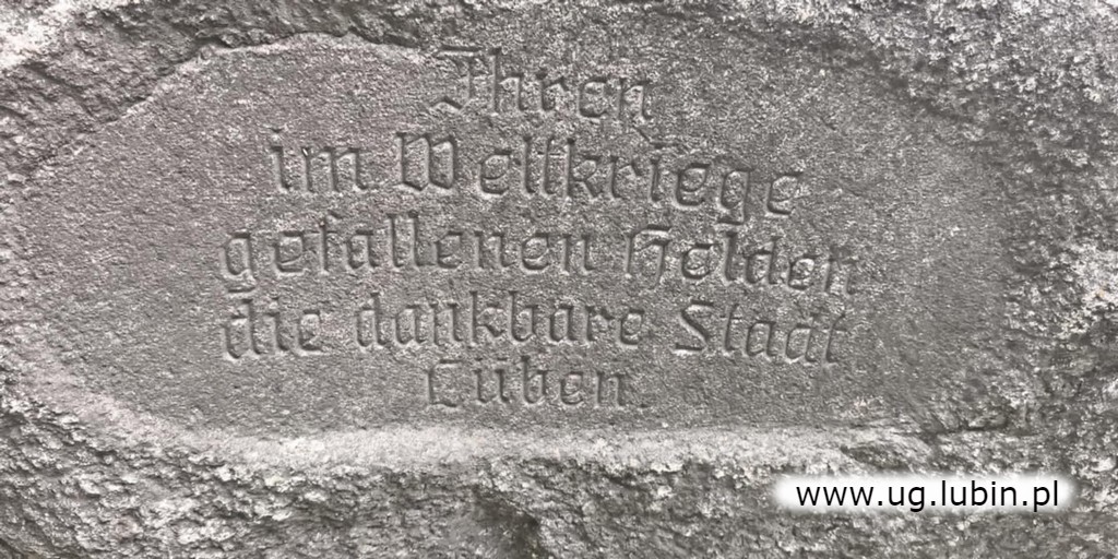 Zabytkowy głaz z szybu "Bolesław" w Księginicach