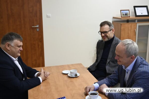 Pierwszy miesiąc pracy nowego wójta 