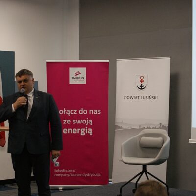 Konferencja poświęcona bezpieczeństwu w czasie kryzysu. Norbert Grabowski, wójt gminy Lubin.