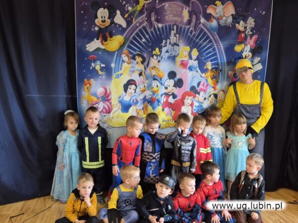 dzień postaci z bajek