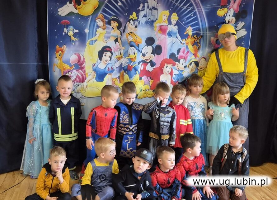 dzień postaci z bajek