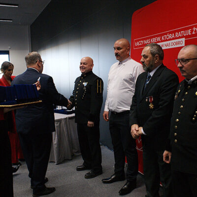 Wręczenie nagród podczas Dni Honorowego Krwiodawstwa w Lubinie.