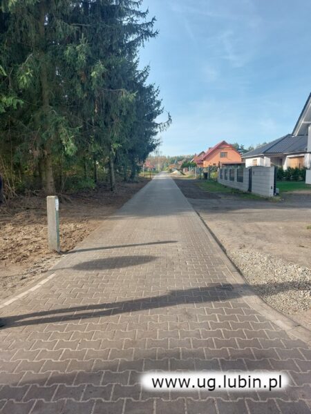 Droga w Karczowiskach.