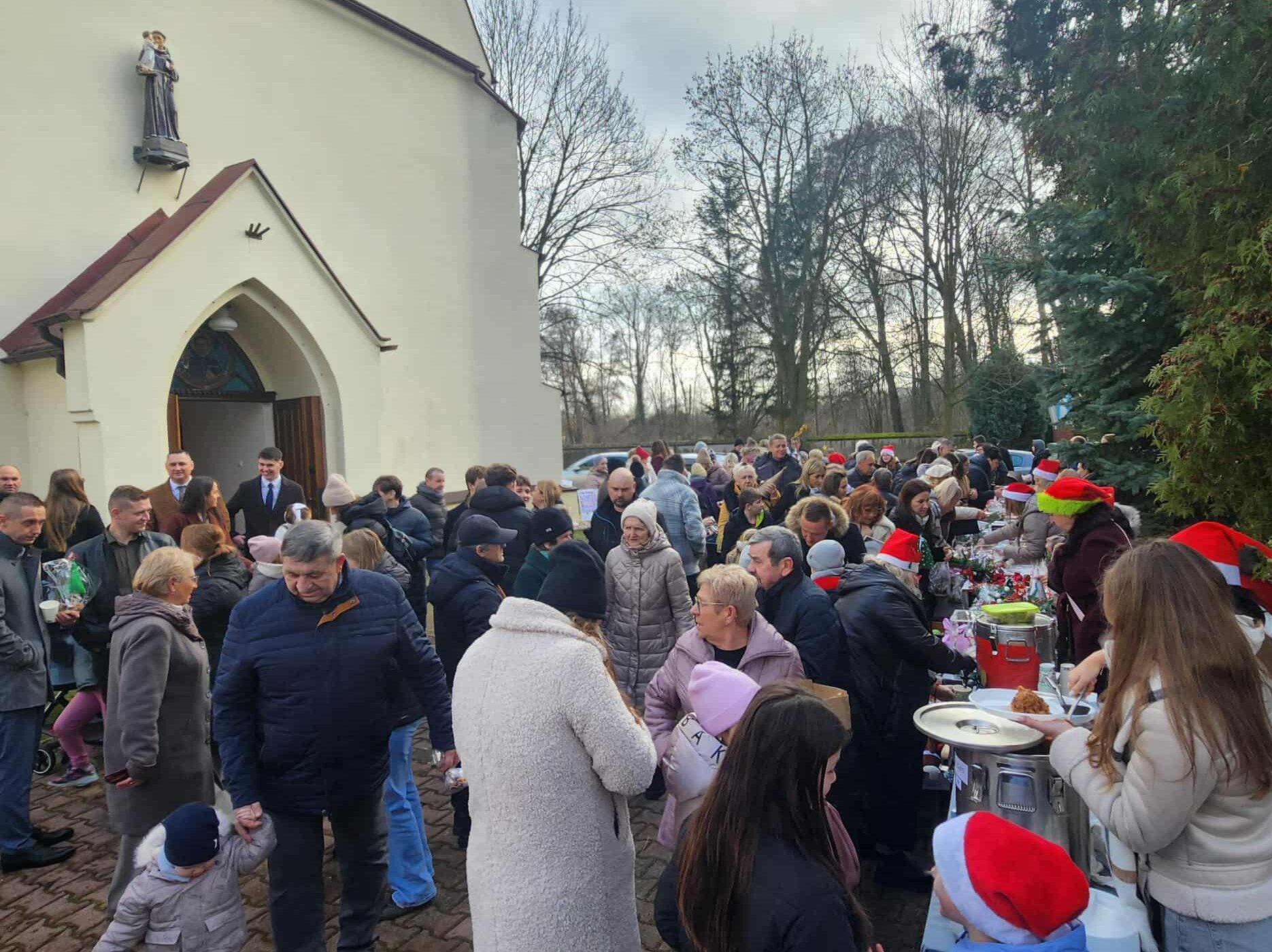 Kiermasz w Niemstowie.