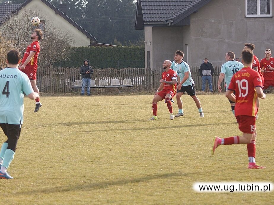 Derby Huzar Raszówka i Unia Szklary Górne.