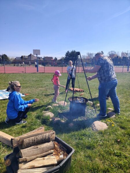 Sprzątanie Chróstnika.