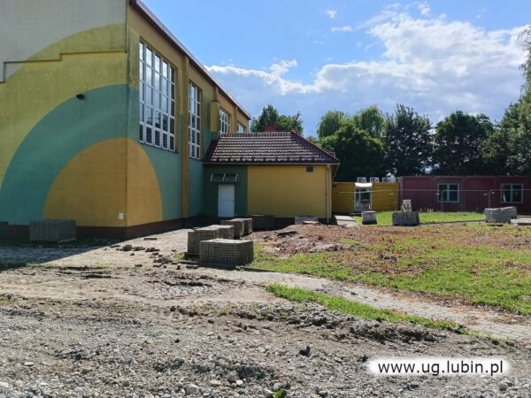 rozbudowa szkoły w Szklarach